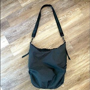 Large lululemon bag